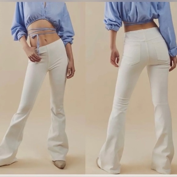 Free People Penny Pull On Flare Jeans NWT - Picture 2 of 7